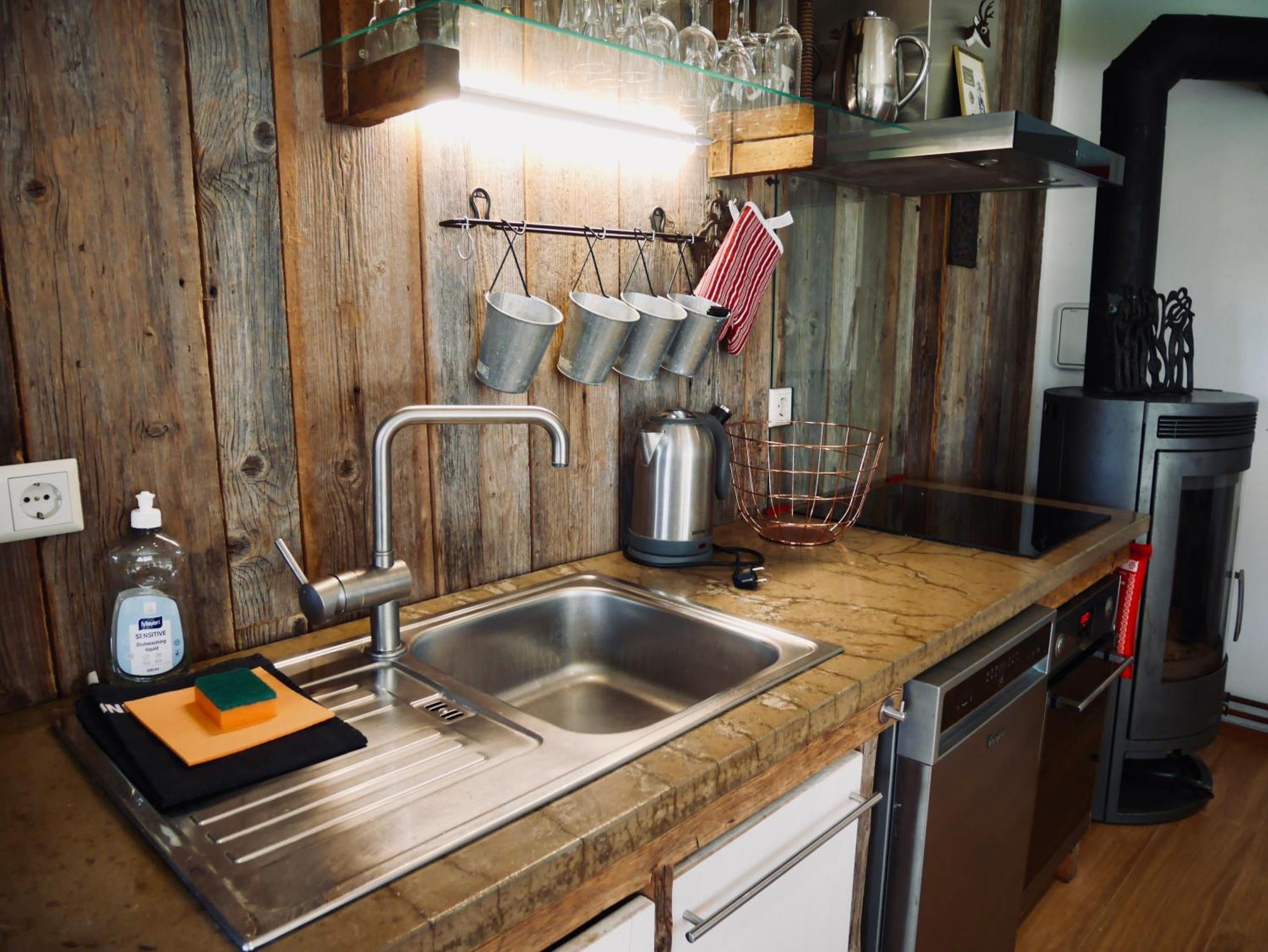 Sportsmen'S Holiday House Отепя Экстерьер фото